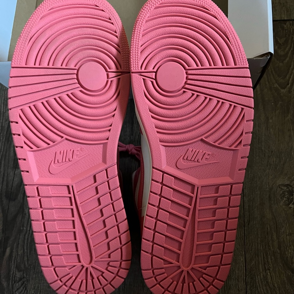 Jordan Women's Pink and Cream High-Top Sneakers - Picture 4 of 5